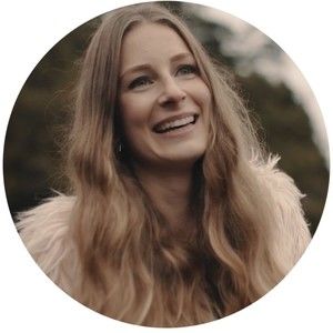 Meet your Posher, Alexandra